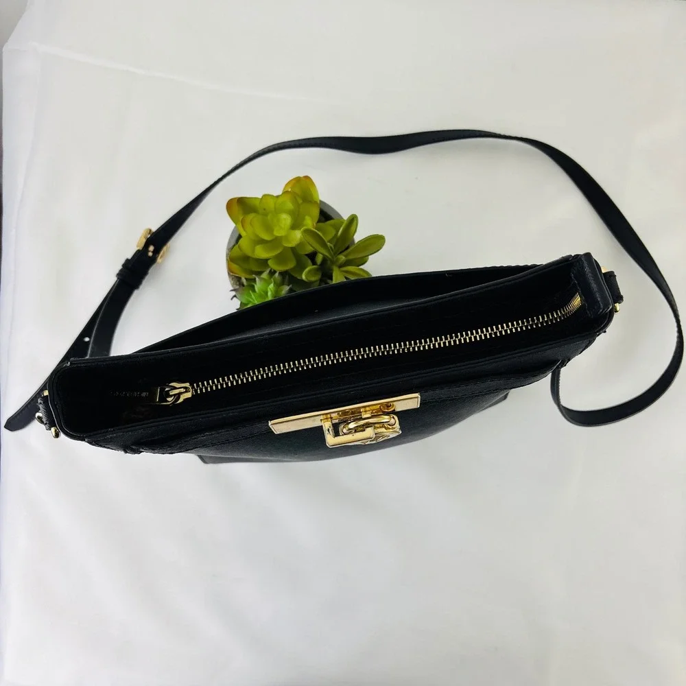 Micheal Kors Black Hamilton Traveler Leather Messenger Crossbody Bag‎